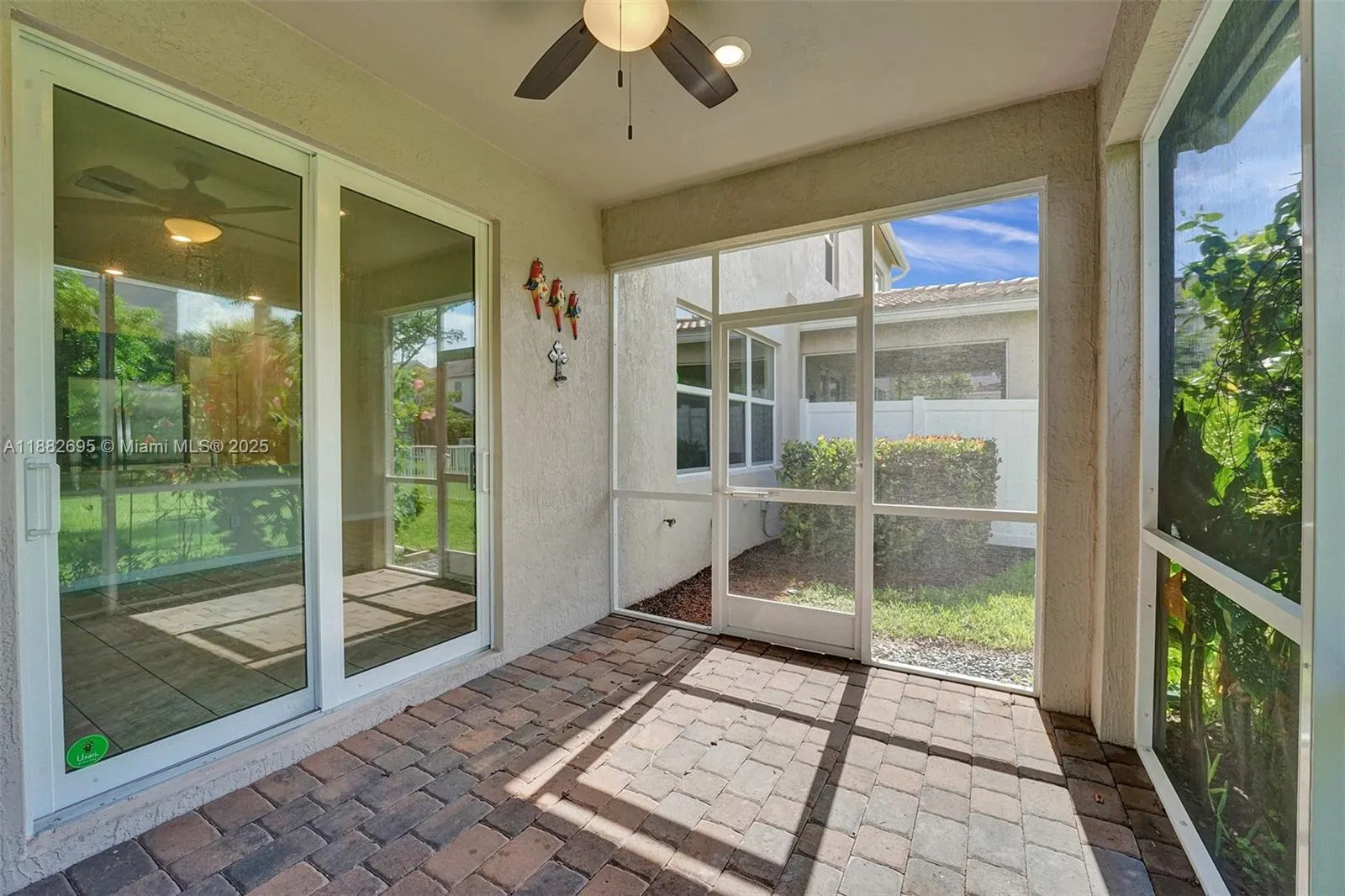 4764 Eucalyptus Dr