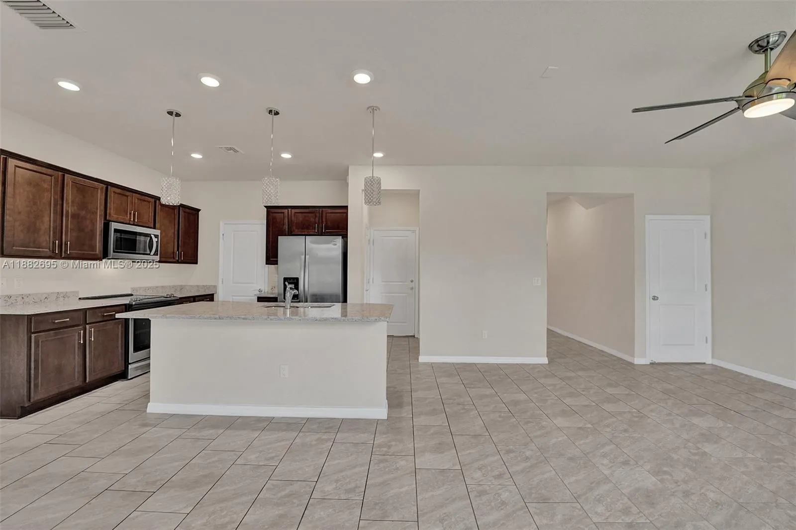 4764 Eucalyptus Dr