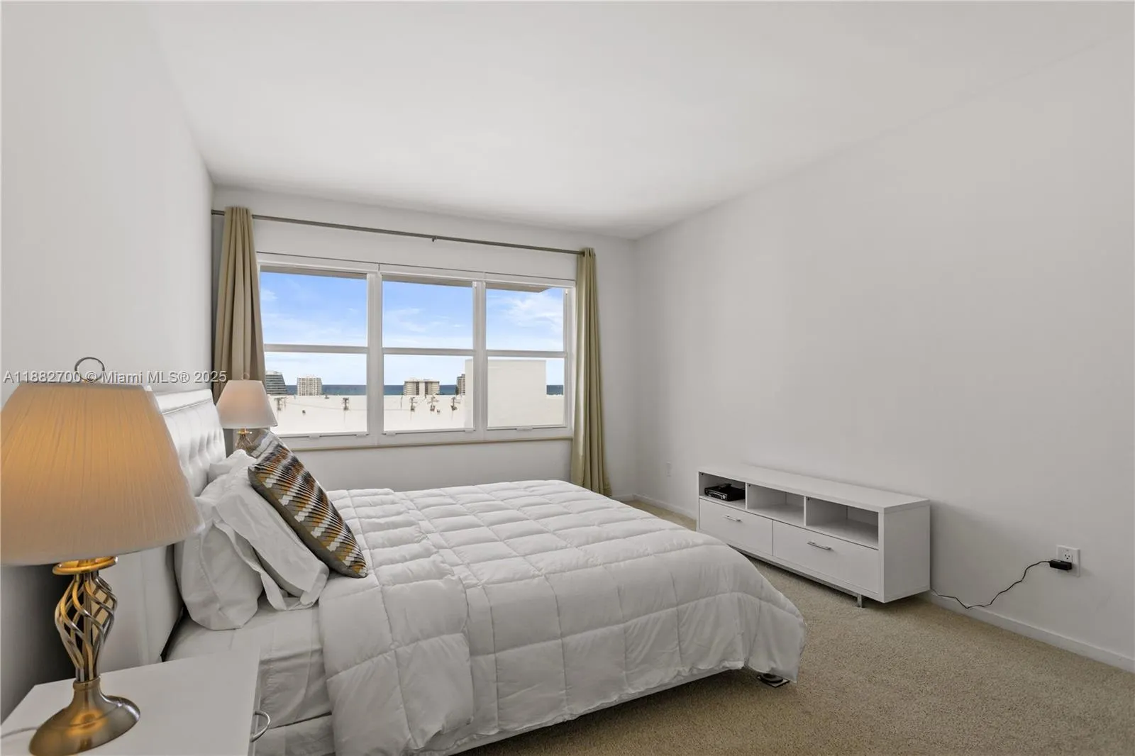 9100 W Bay Harbor Dr, #11A