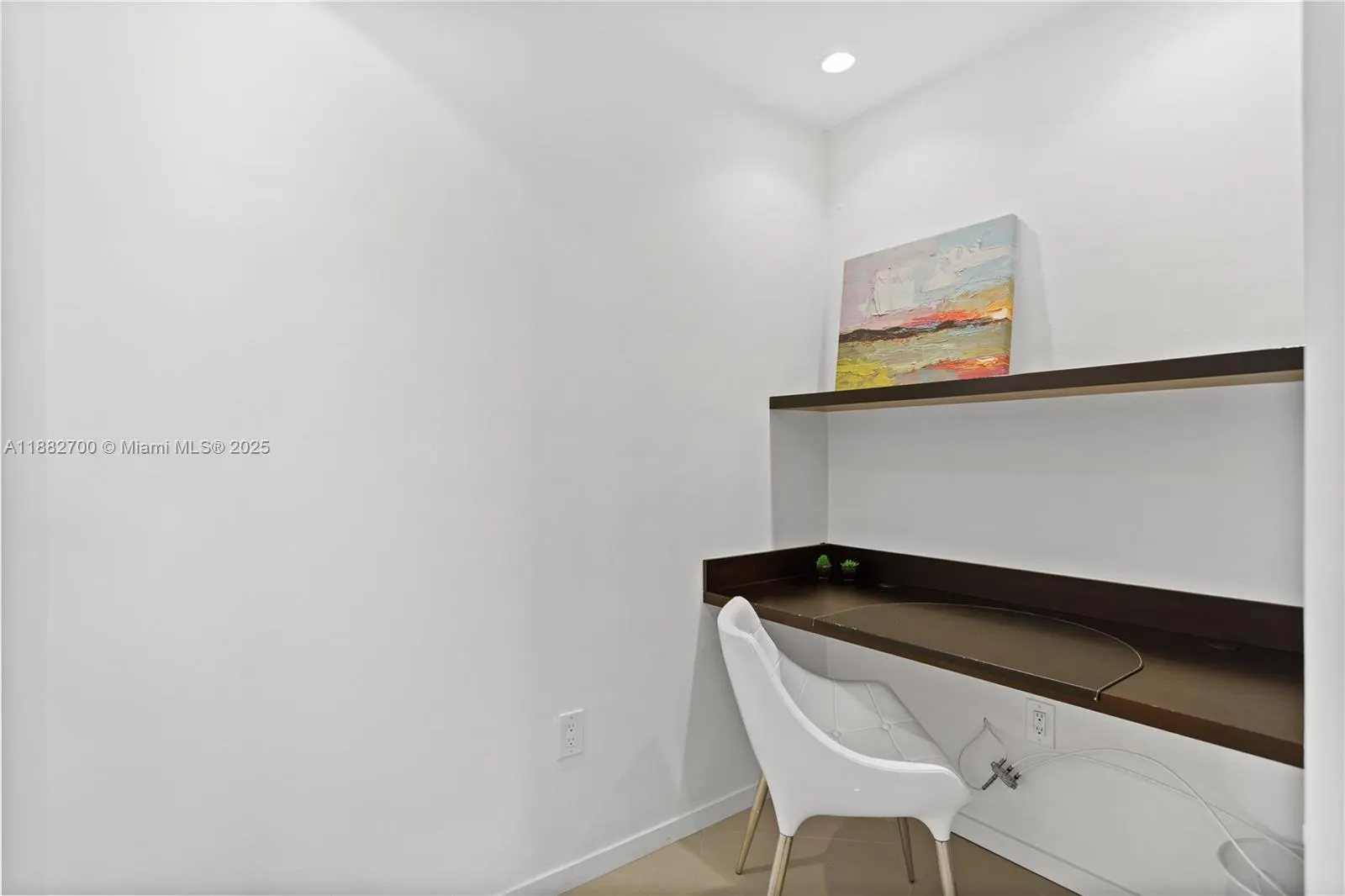 9100 W Bay Harbor Dr, #11A