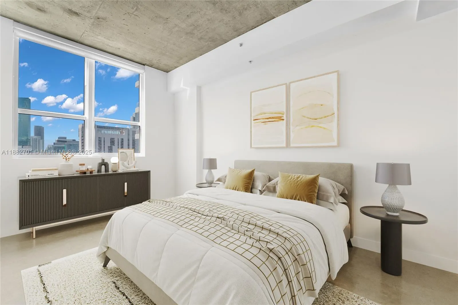 133 NE 2nd Ave, #3106