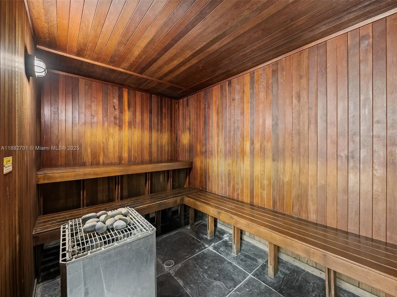 133 NE 2nd Ave, #3106