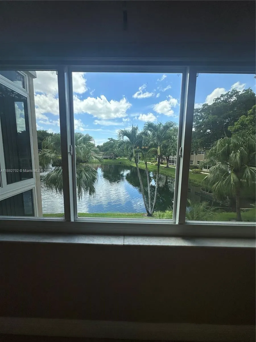 3431 NW 50th Ave, #206