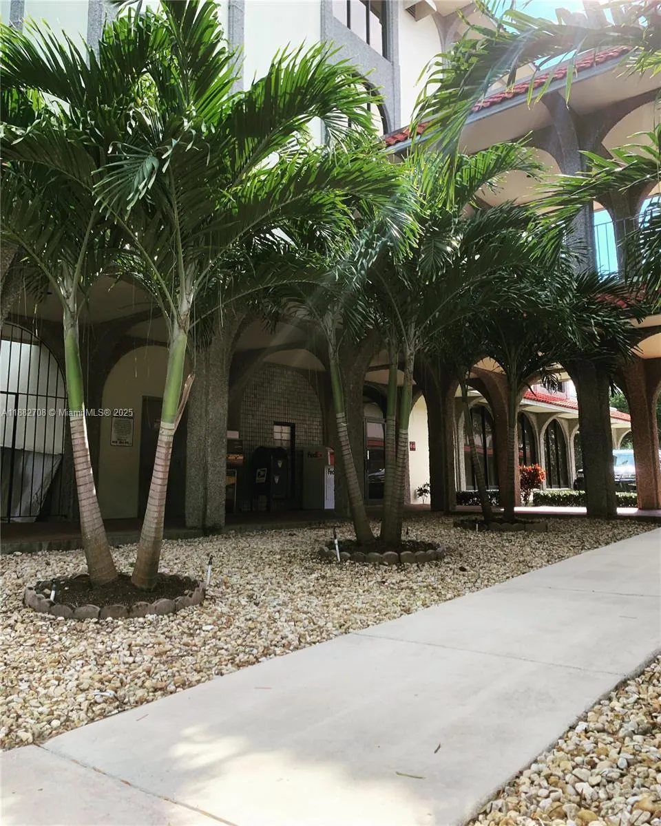 15600 SW 15600 SW 288 St, #307
