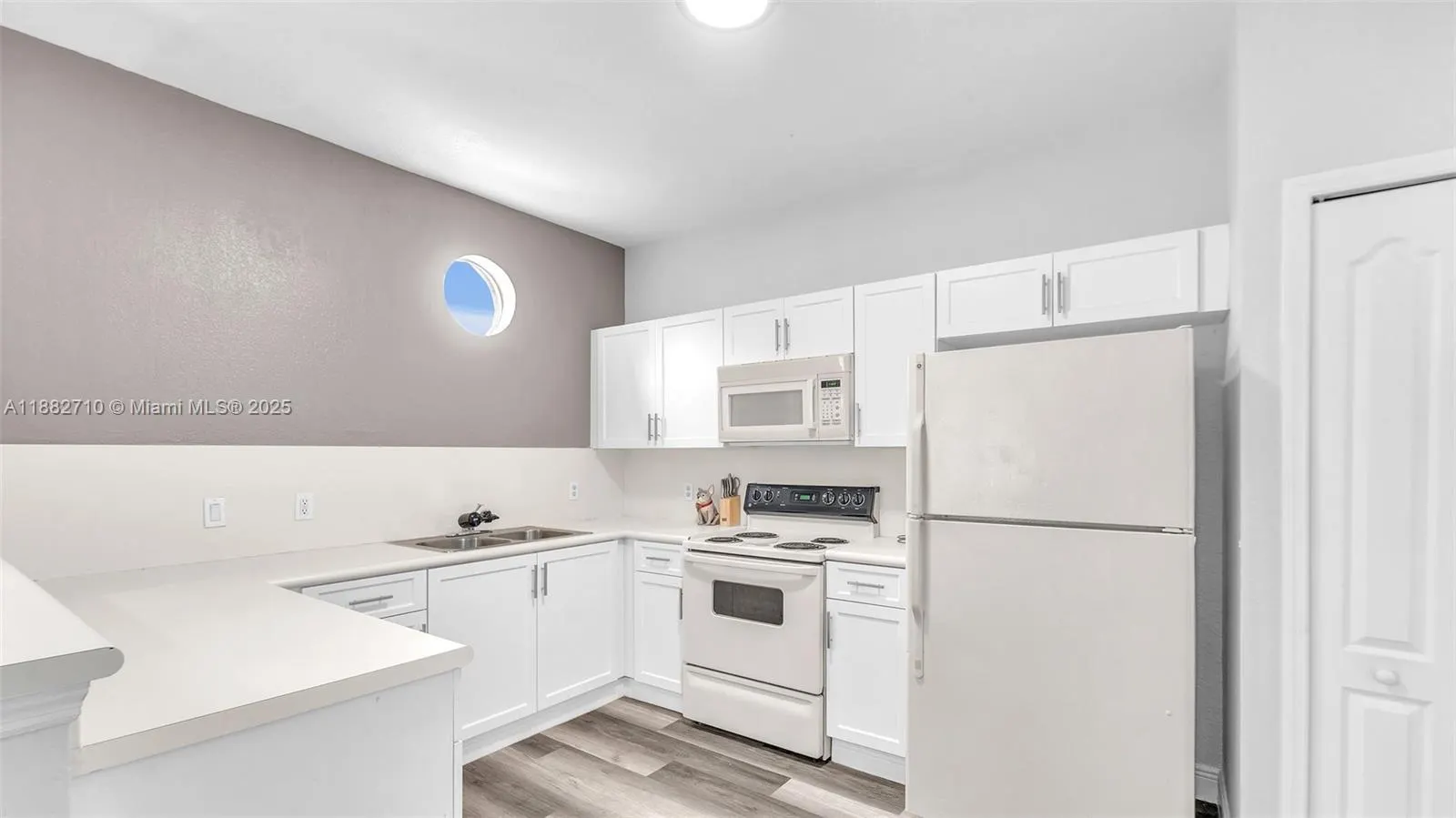 4465 SW 160th Ave, #101