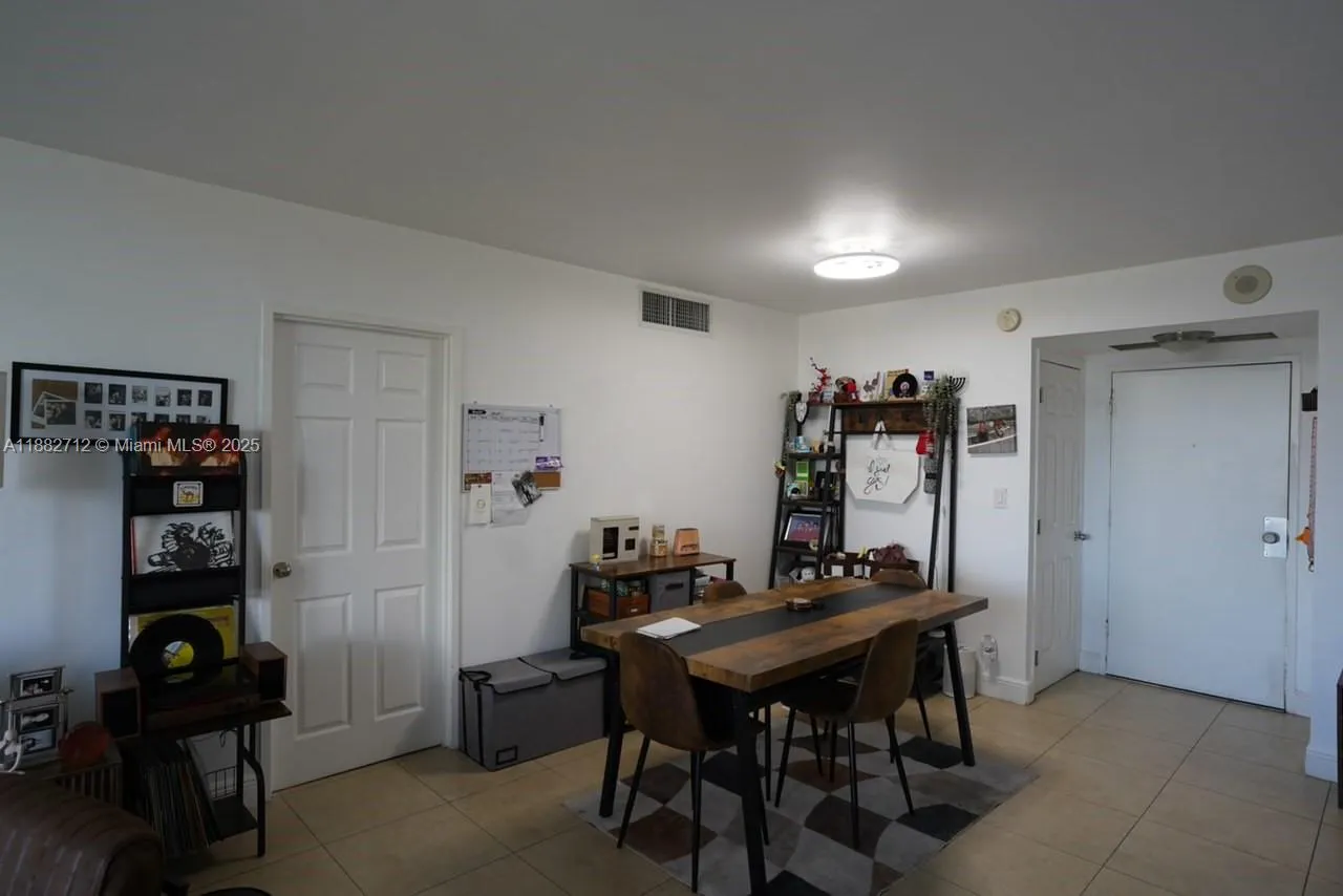 500 Three Islands Blvd, #226