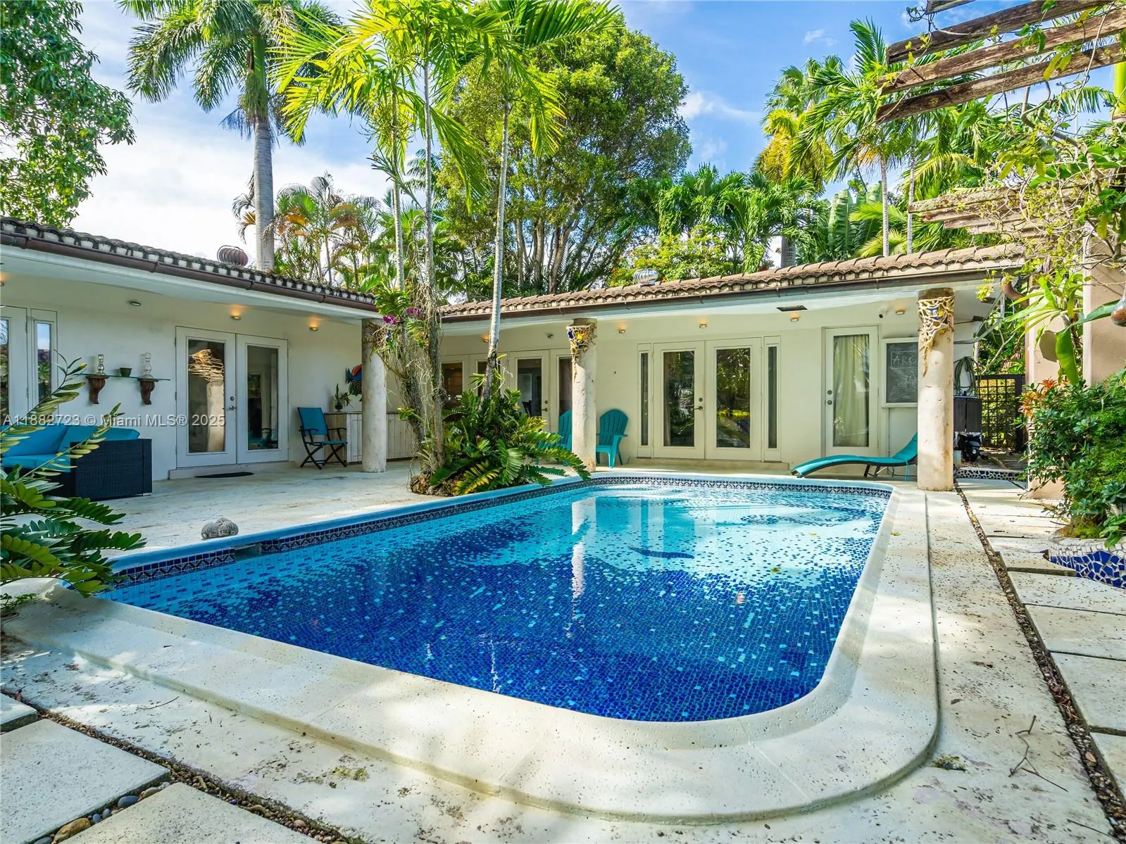 1930 NW 32nd Ct