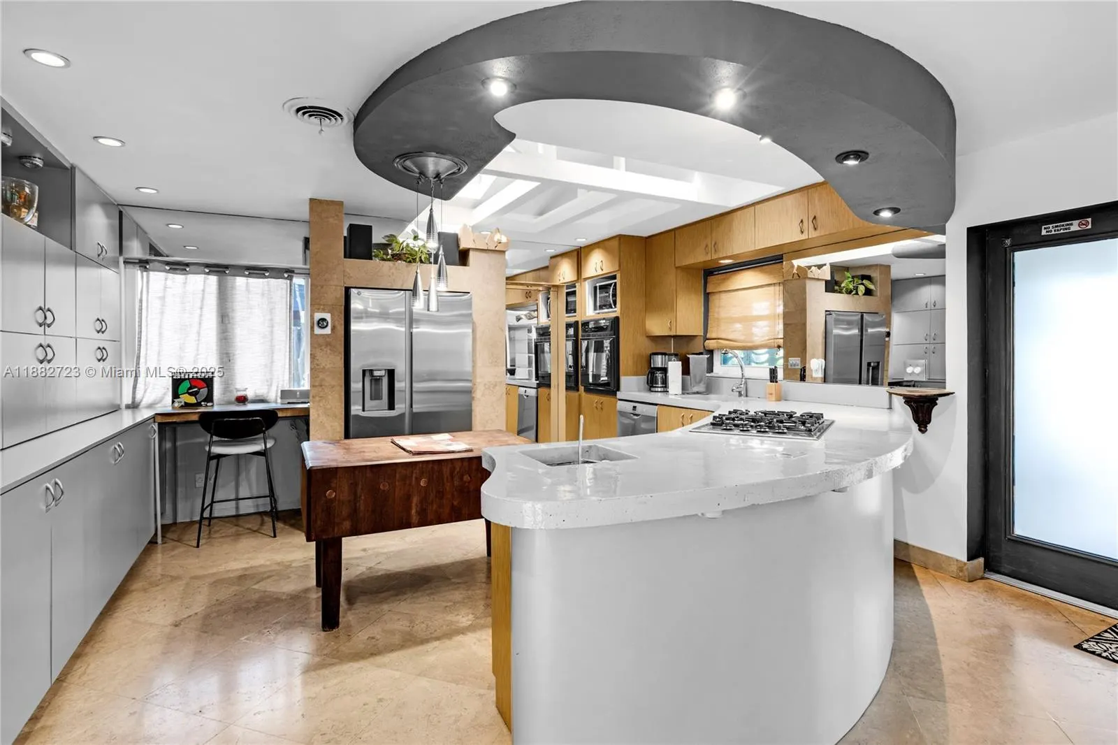 1930 NW 32nd Ct