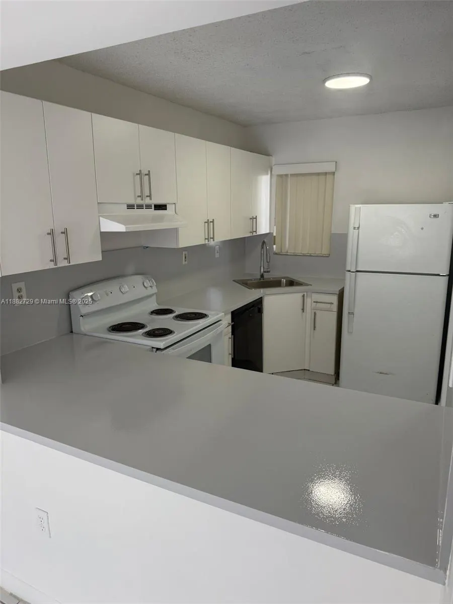 2680 W 76 Street, #204