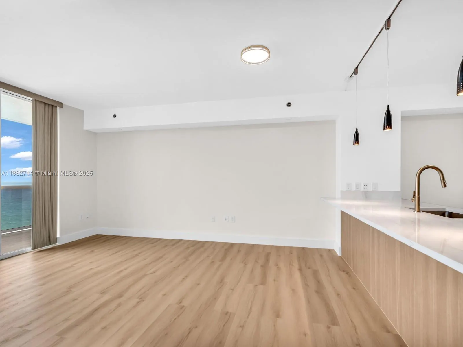 1830 S Ocean Dr, #4312