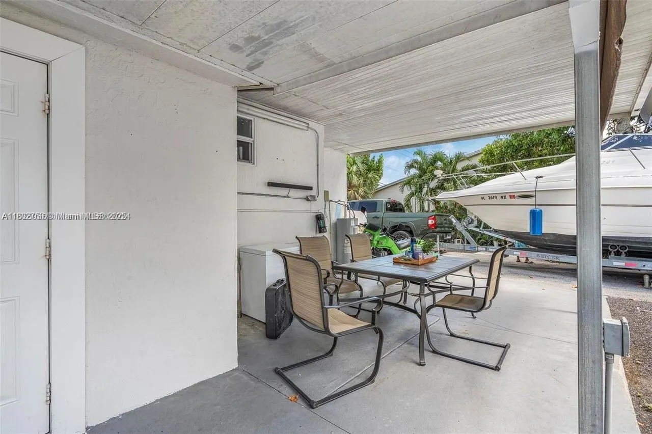 4590 E 9th Court