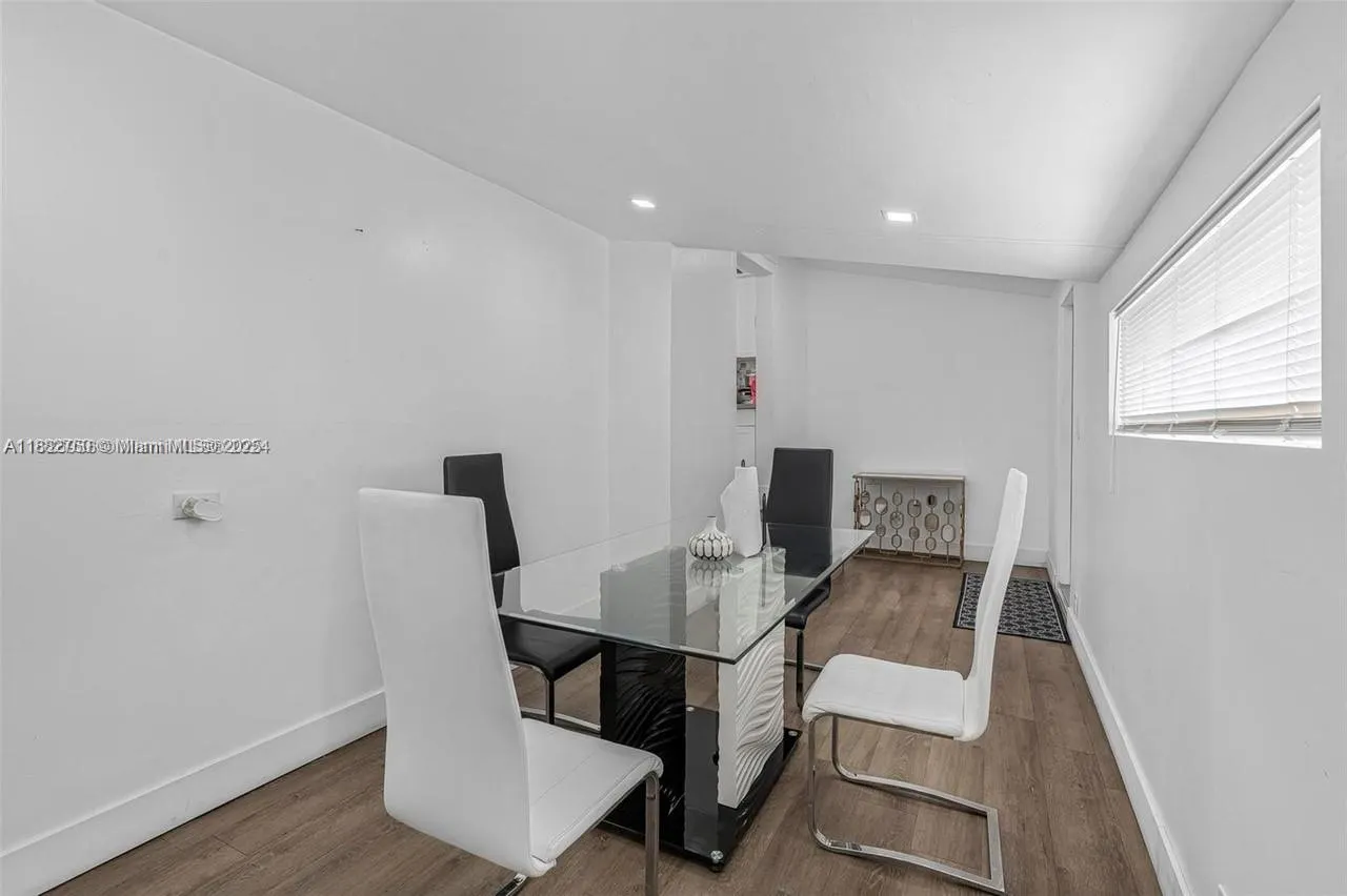 4590 E 9th Court