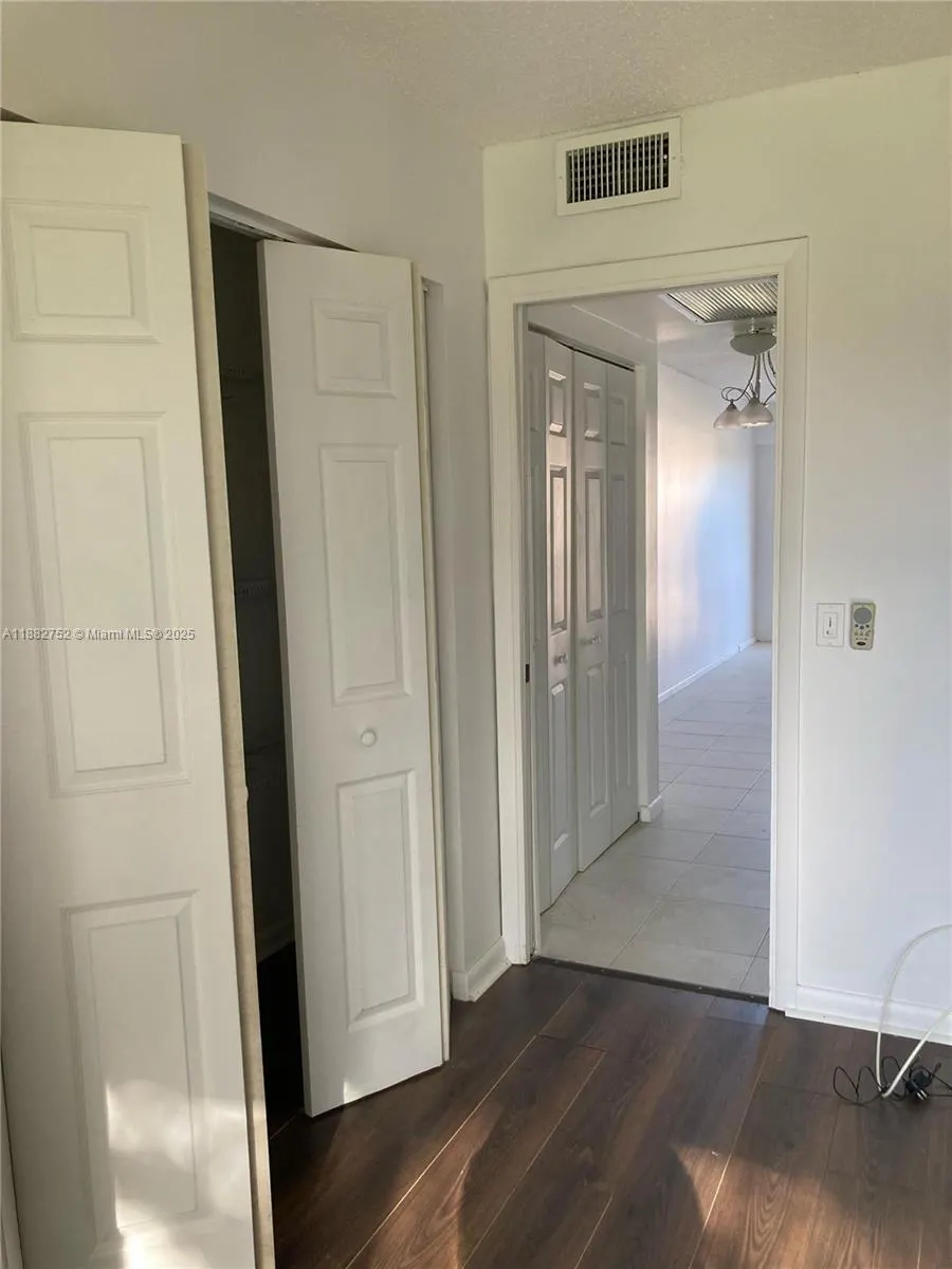 157 Fanshaw D, #157