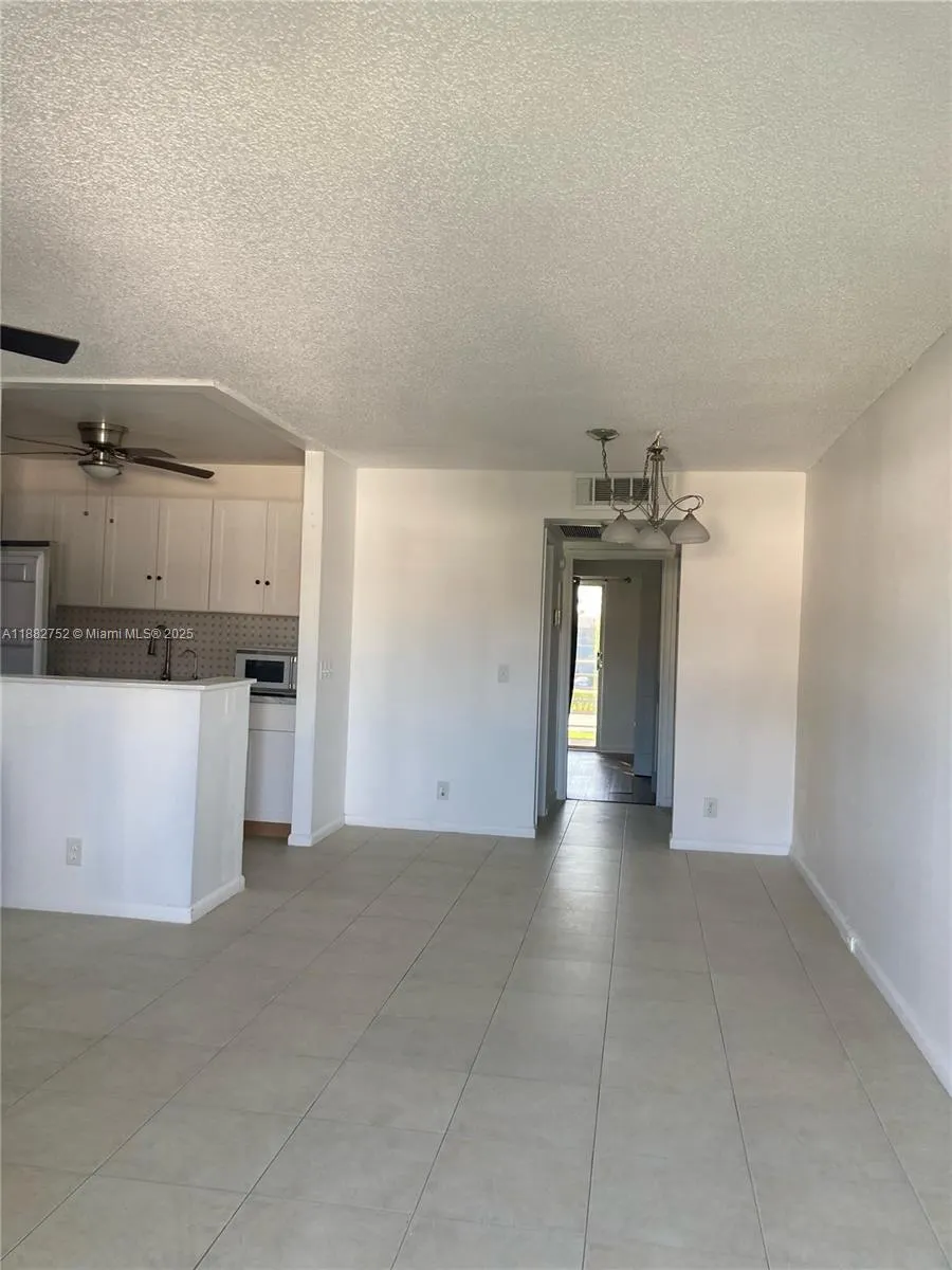 157 Fanshaw D, #157