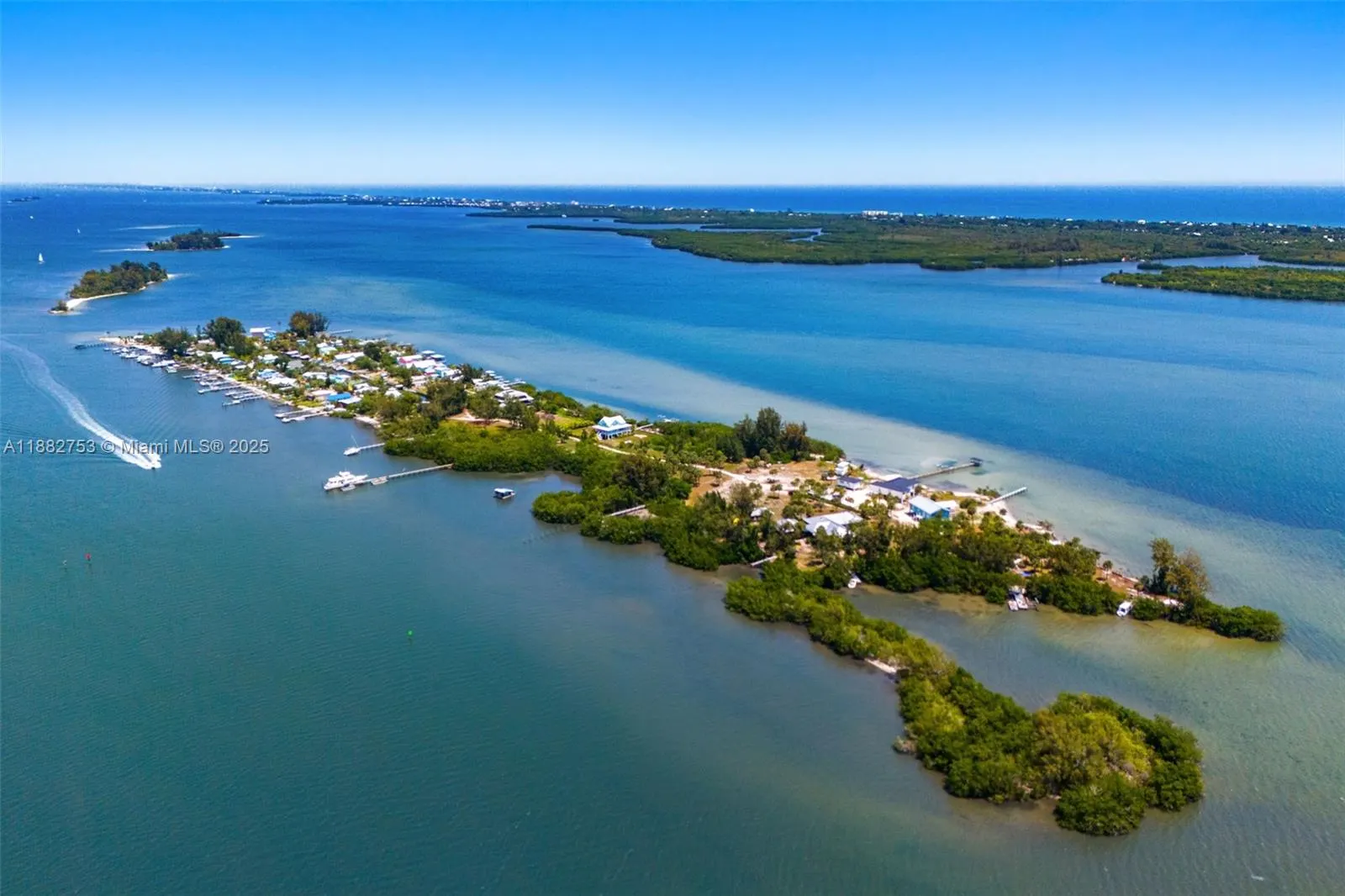 25 VIP Island Unit A