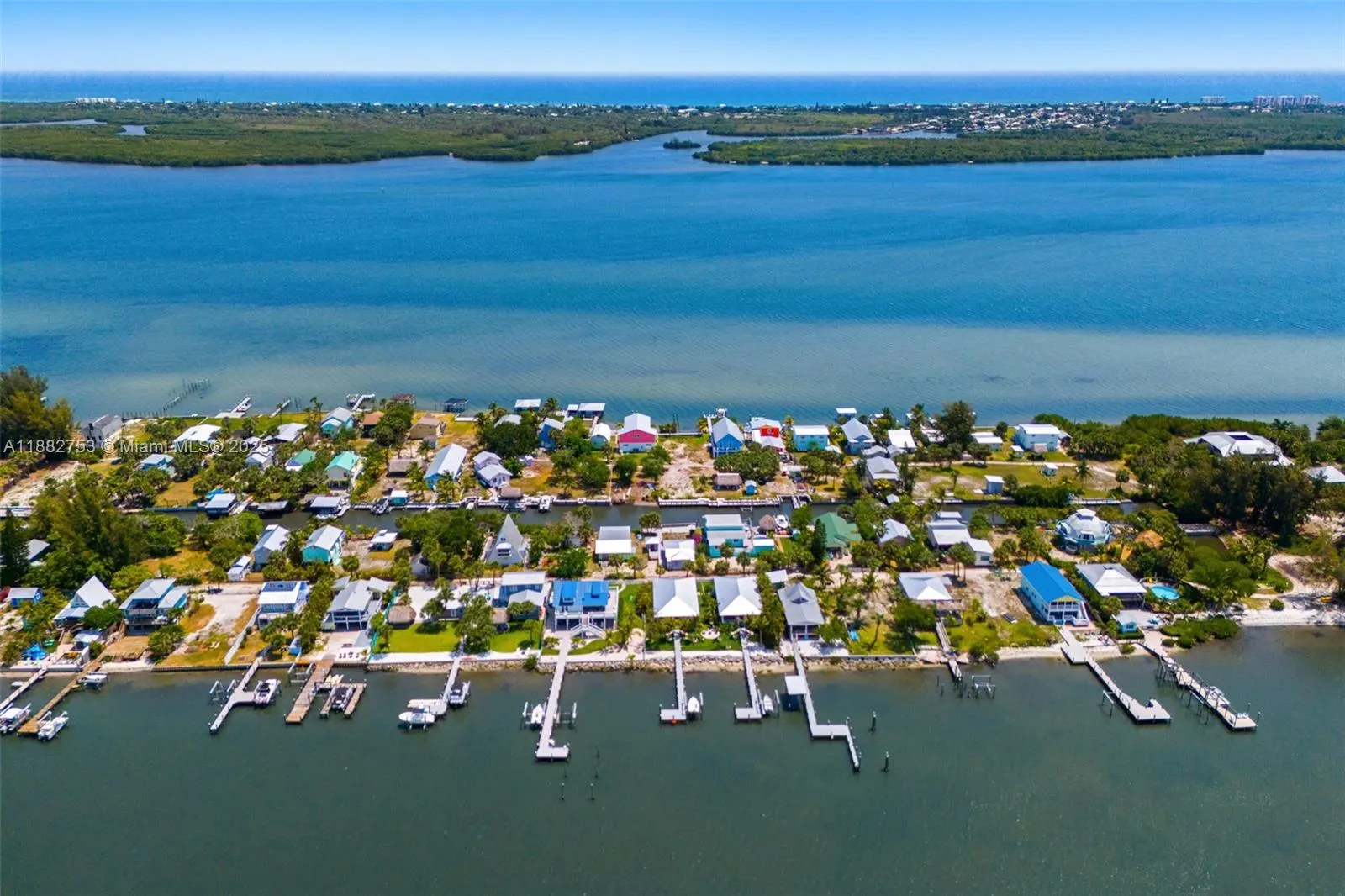 25 VIP Island Unit A