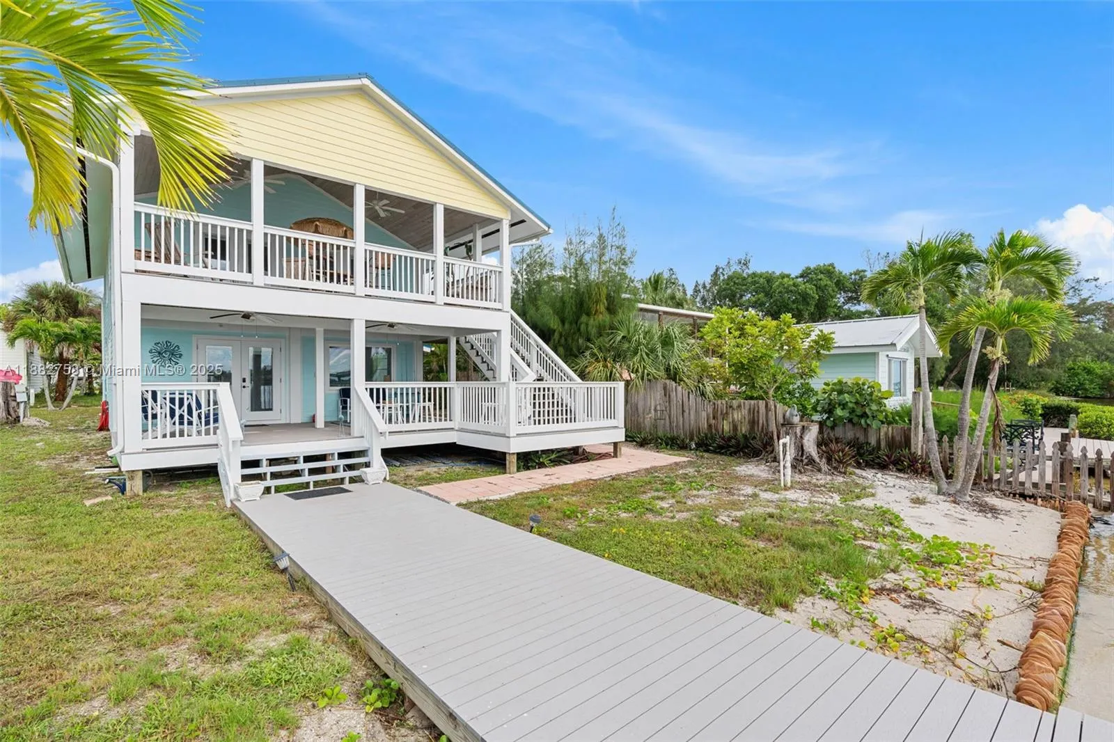 25 VIP Island Unit A