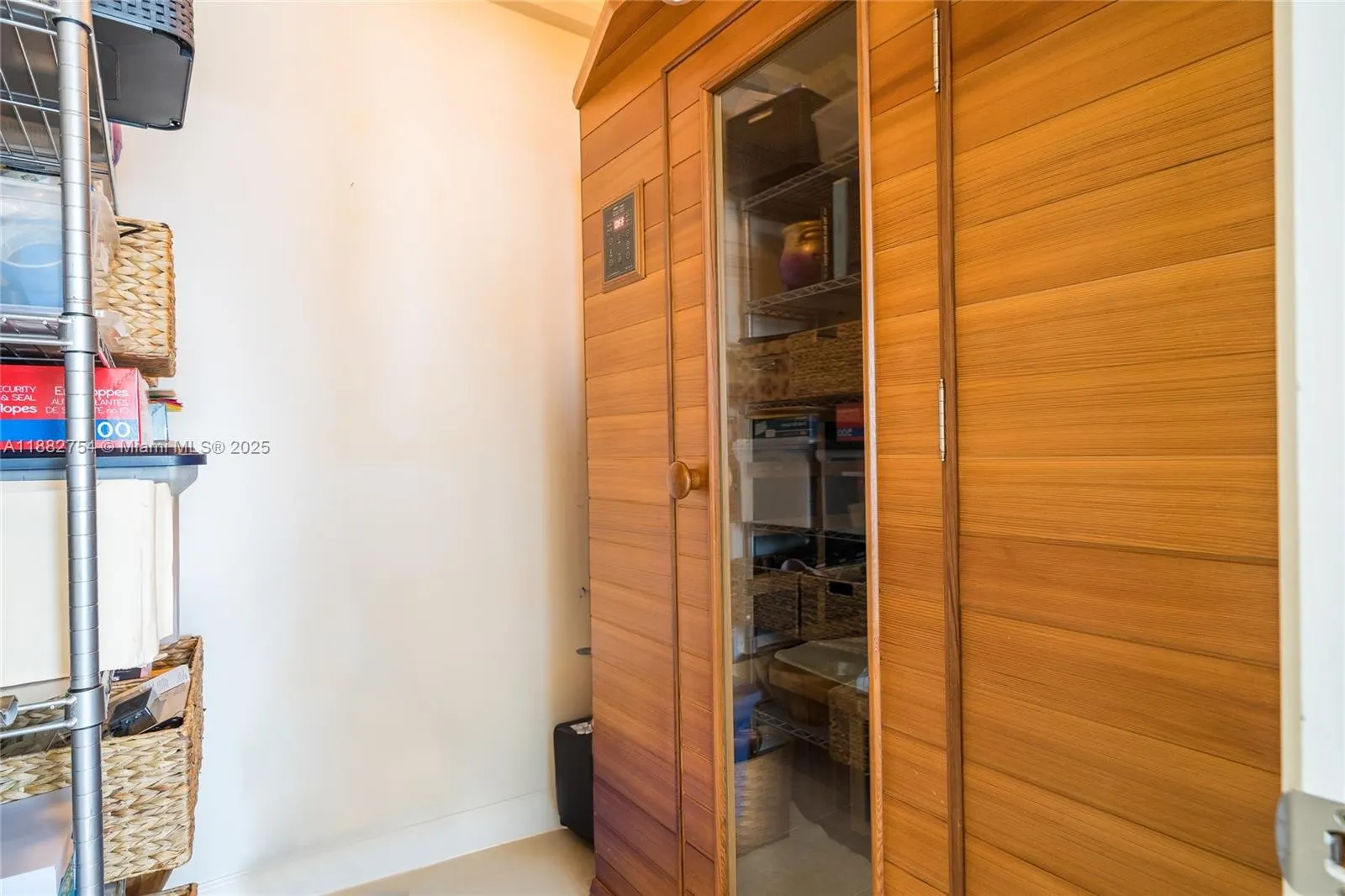 200 Beach Rd, #202