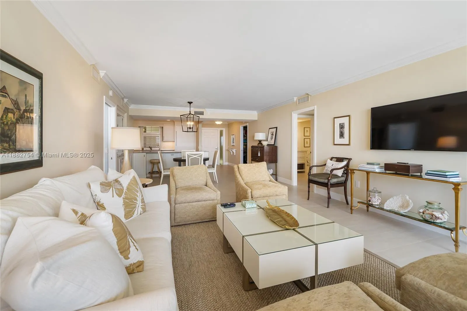 200 Beach Rd, #202