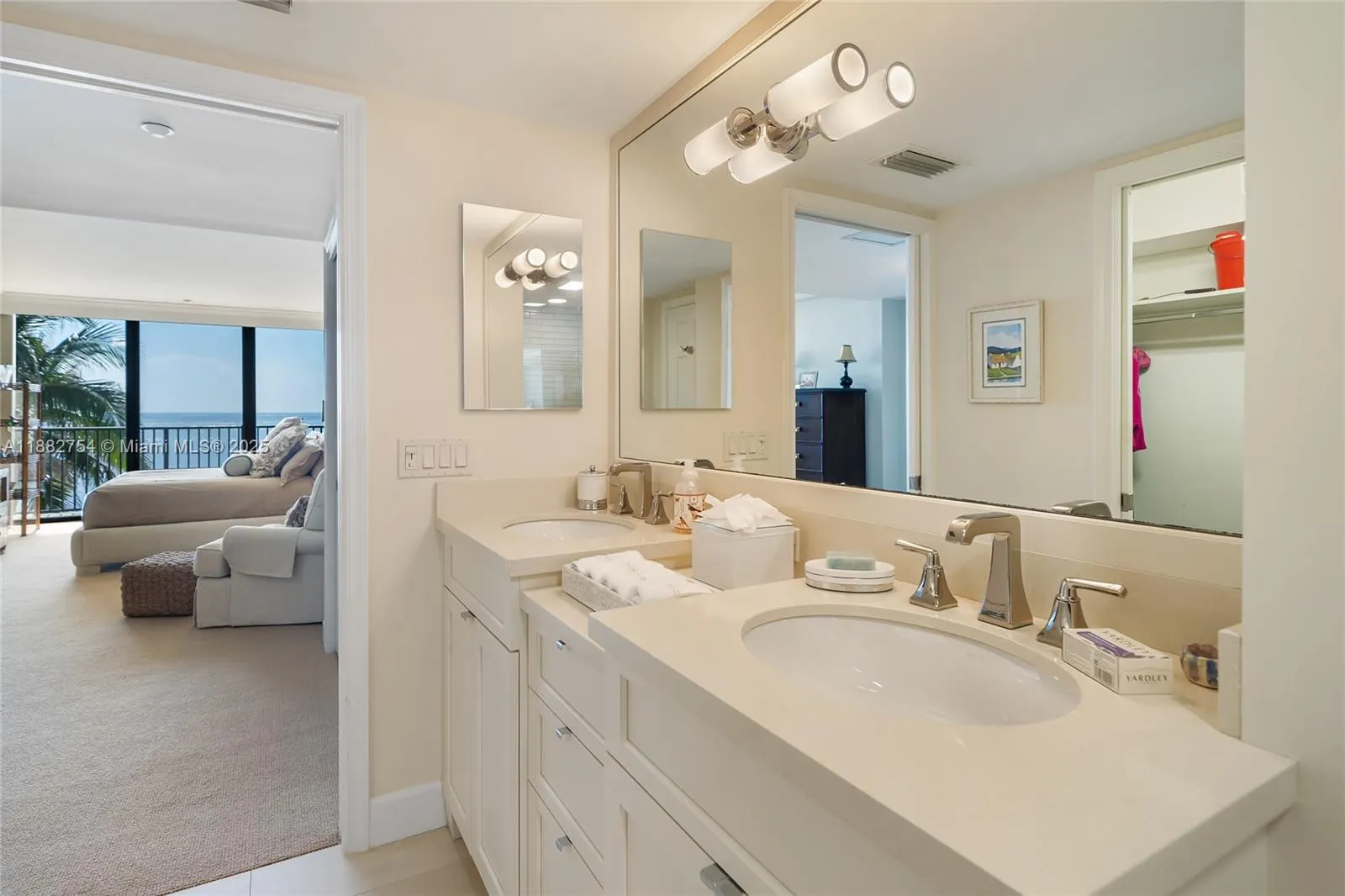 200 Beach Rd, #202