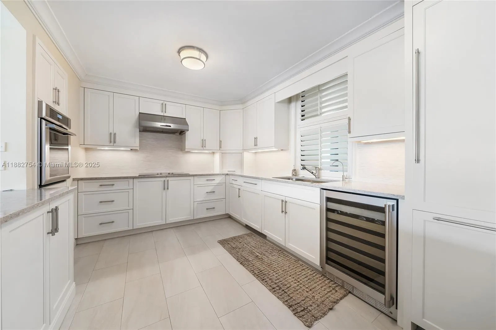 200 Beach Rd, #202