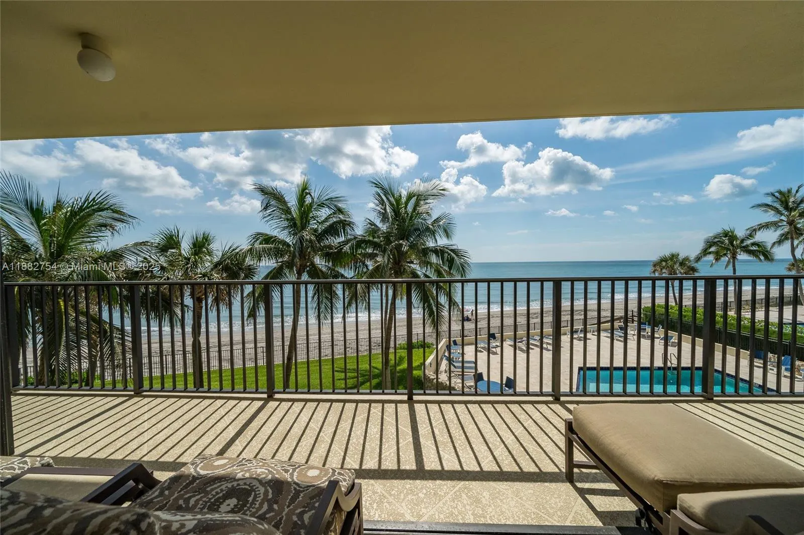 200 Beach Rd, #202