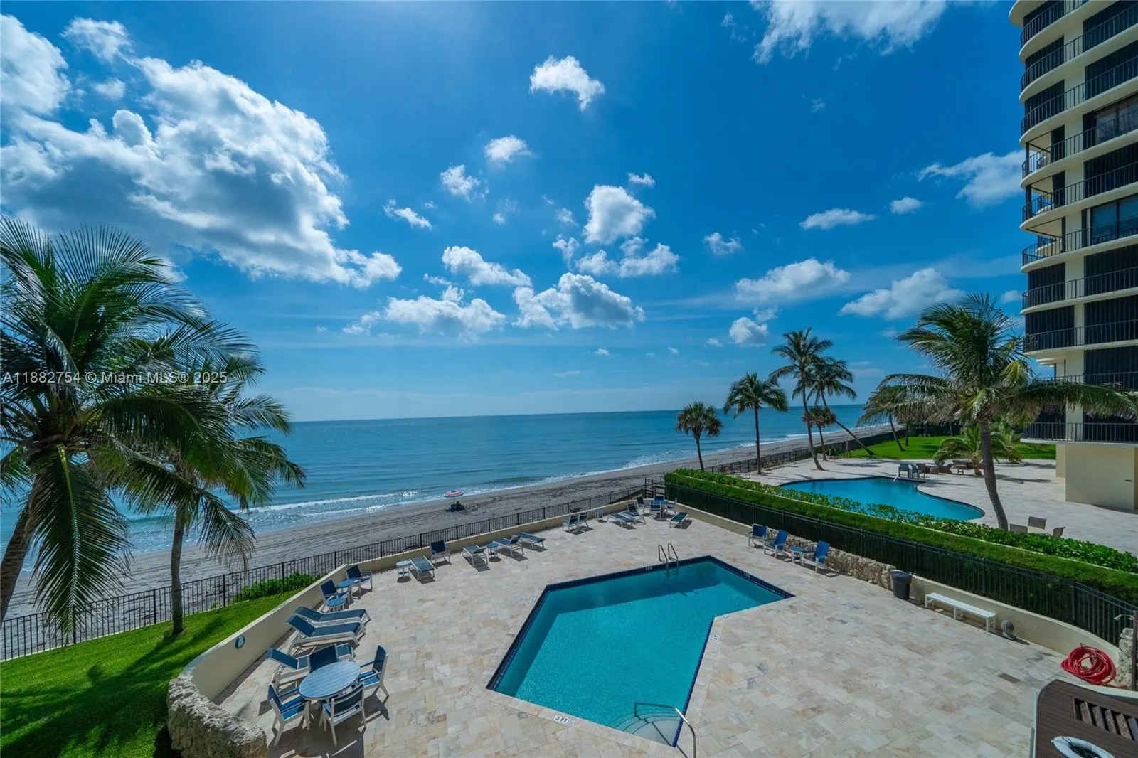 200 Beach Rd, #202