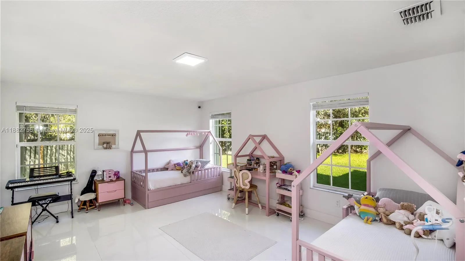 17750 SW 80th Ct