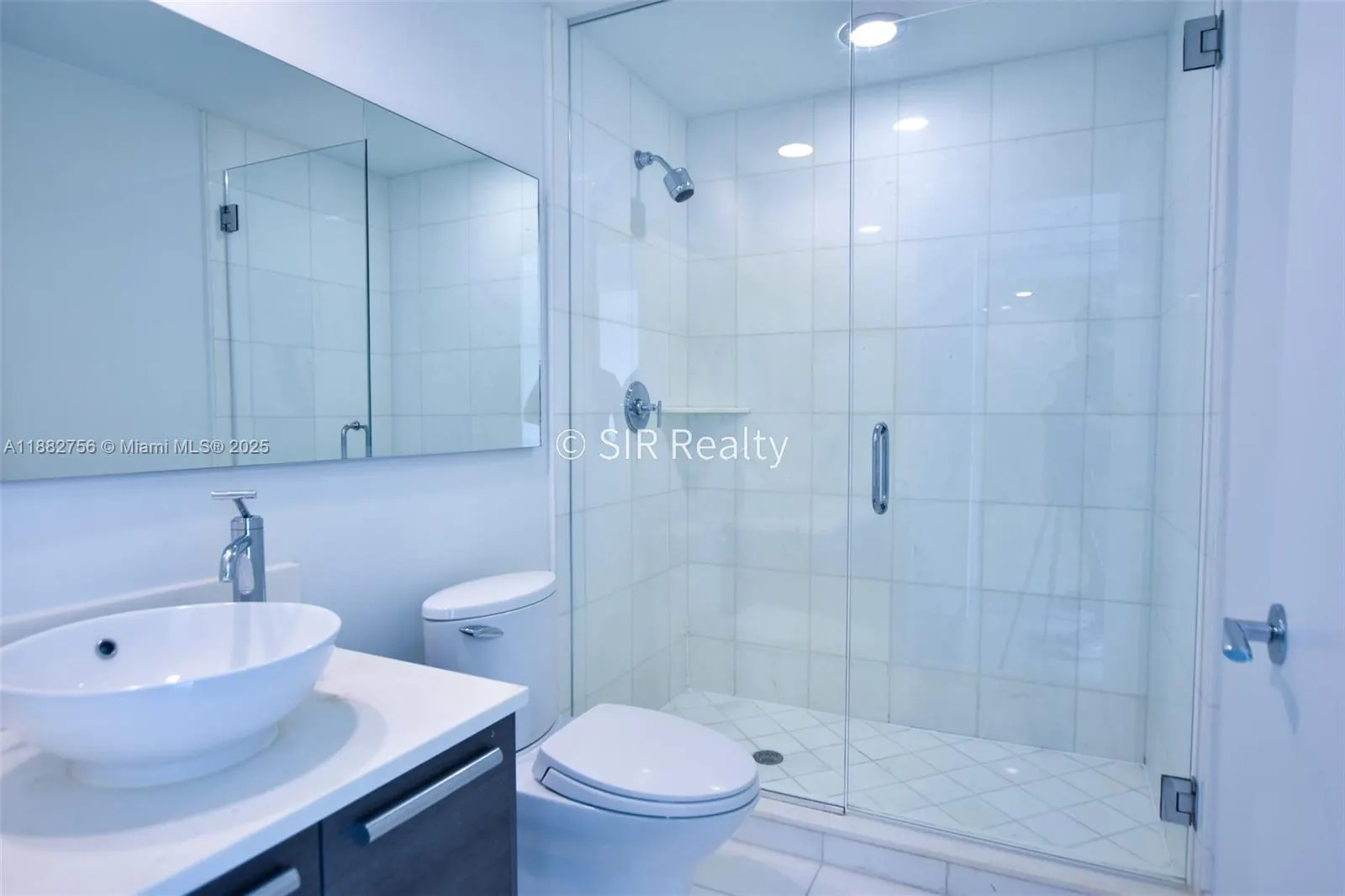 2950 NE 188th St, #336