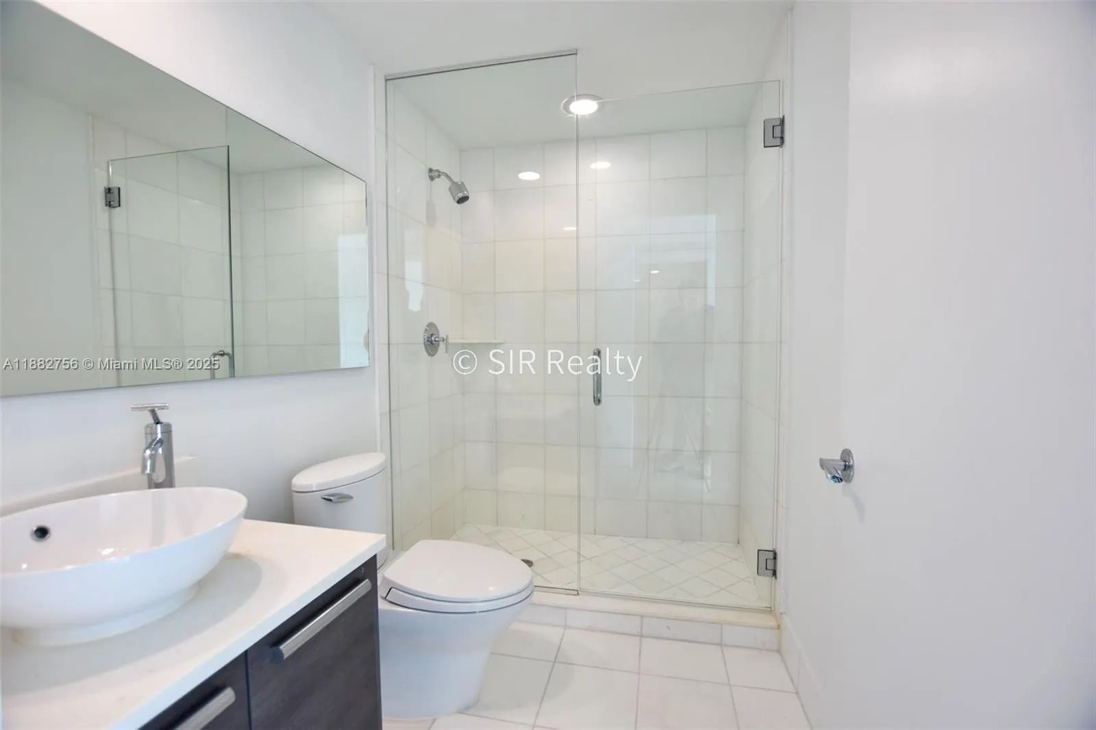 2950 NE 188th St, #336