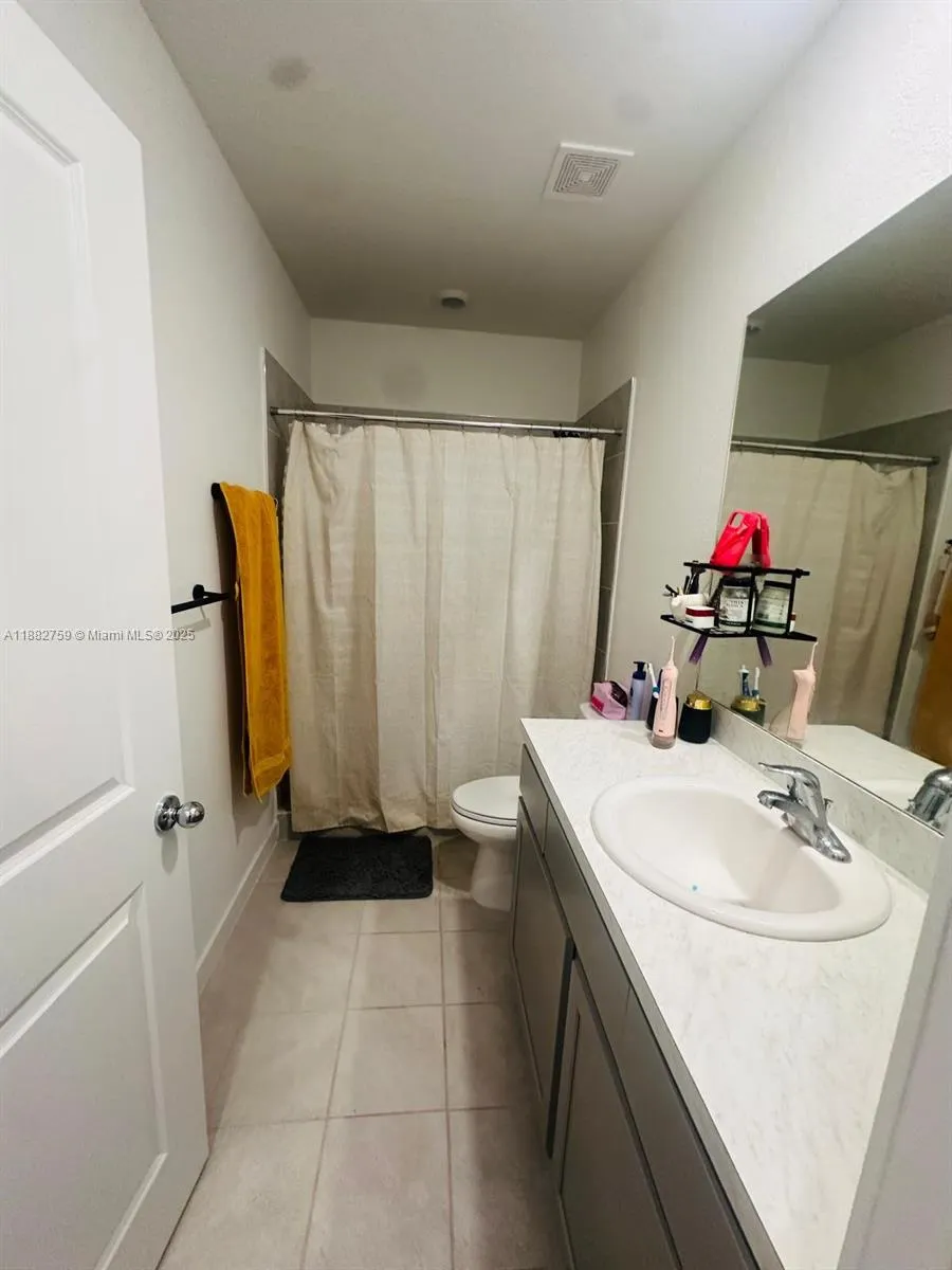 437 NE 13th St, #NA