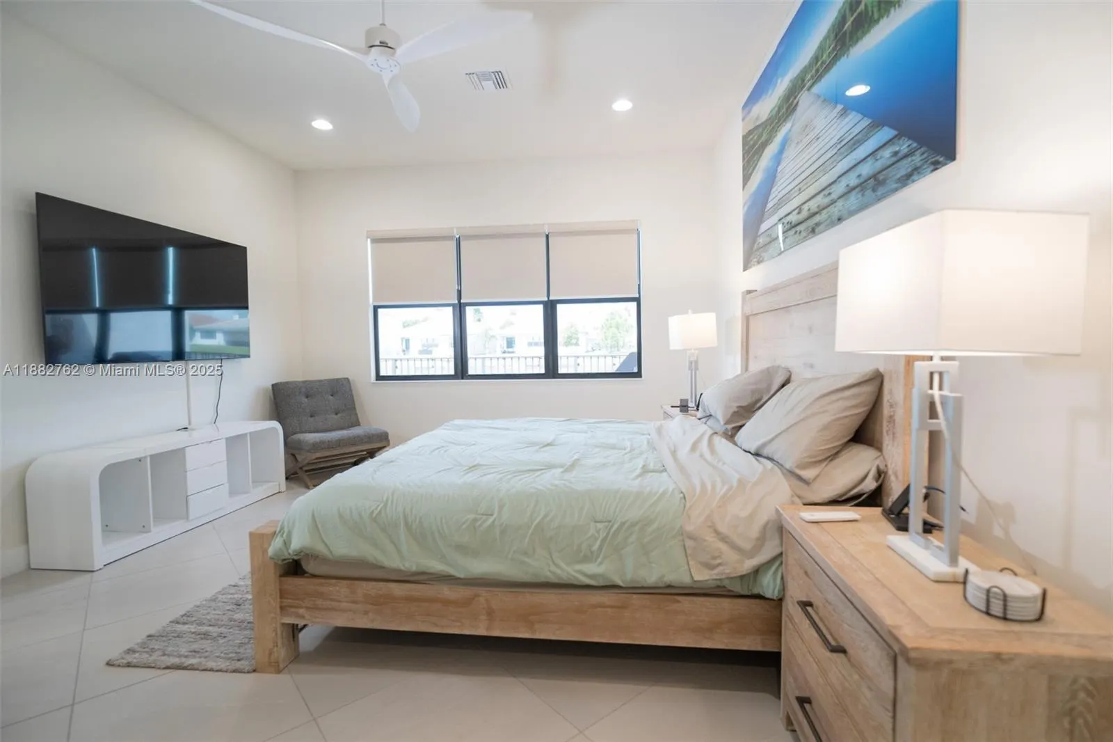 7315 Estero Dr