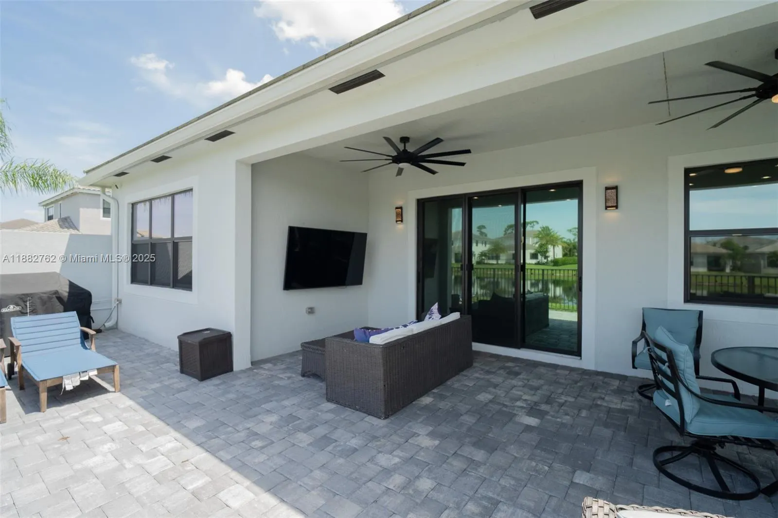 7315 Estero Dr