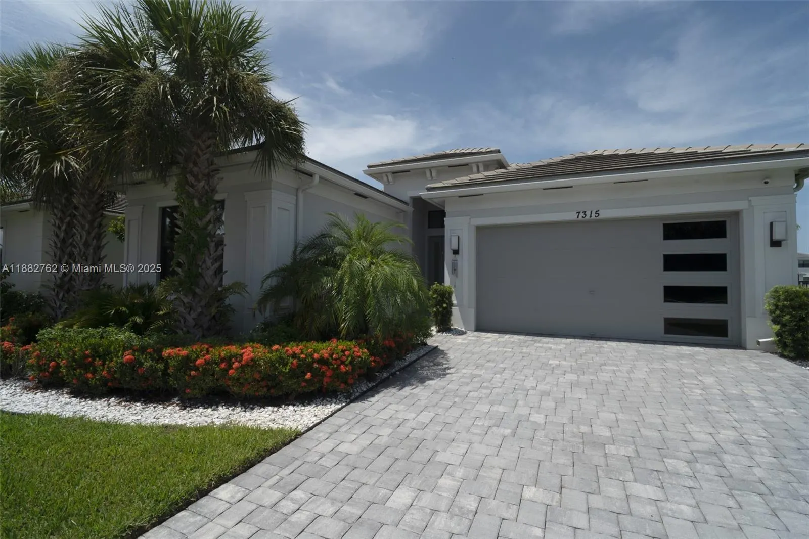 7315 Estero Dr