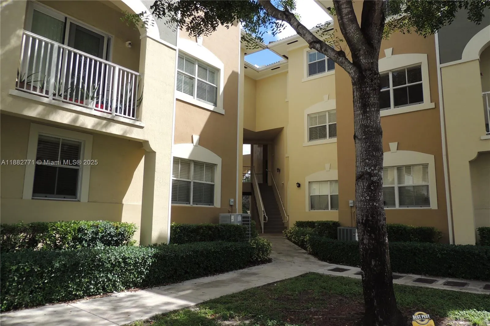 8899 NW 107th Ct, #209