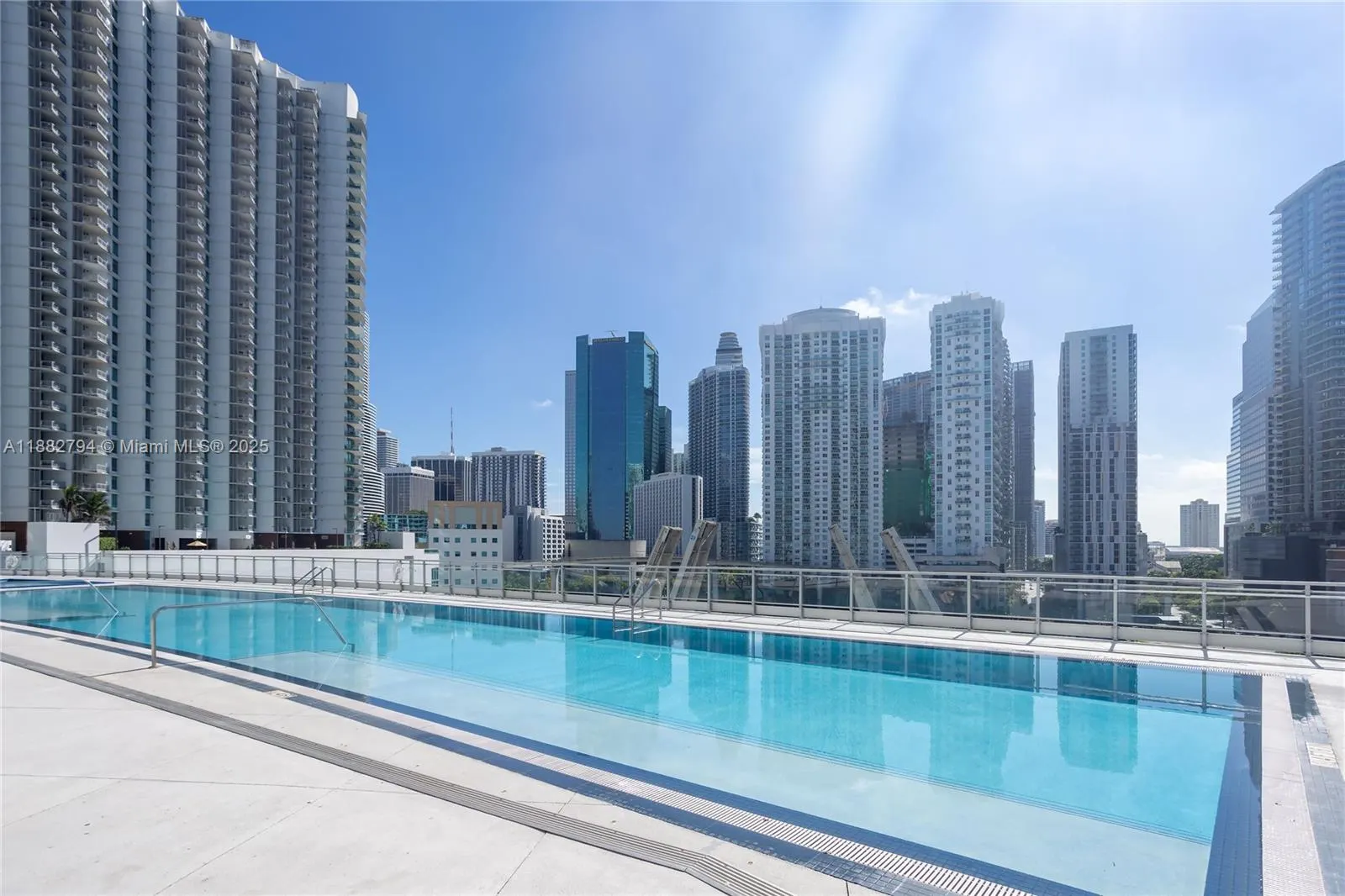 92 SW 3rd St, #3512