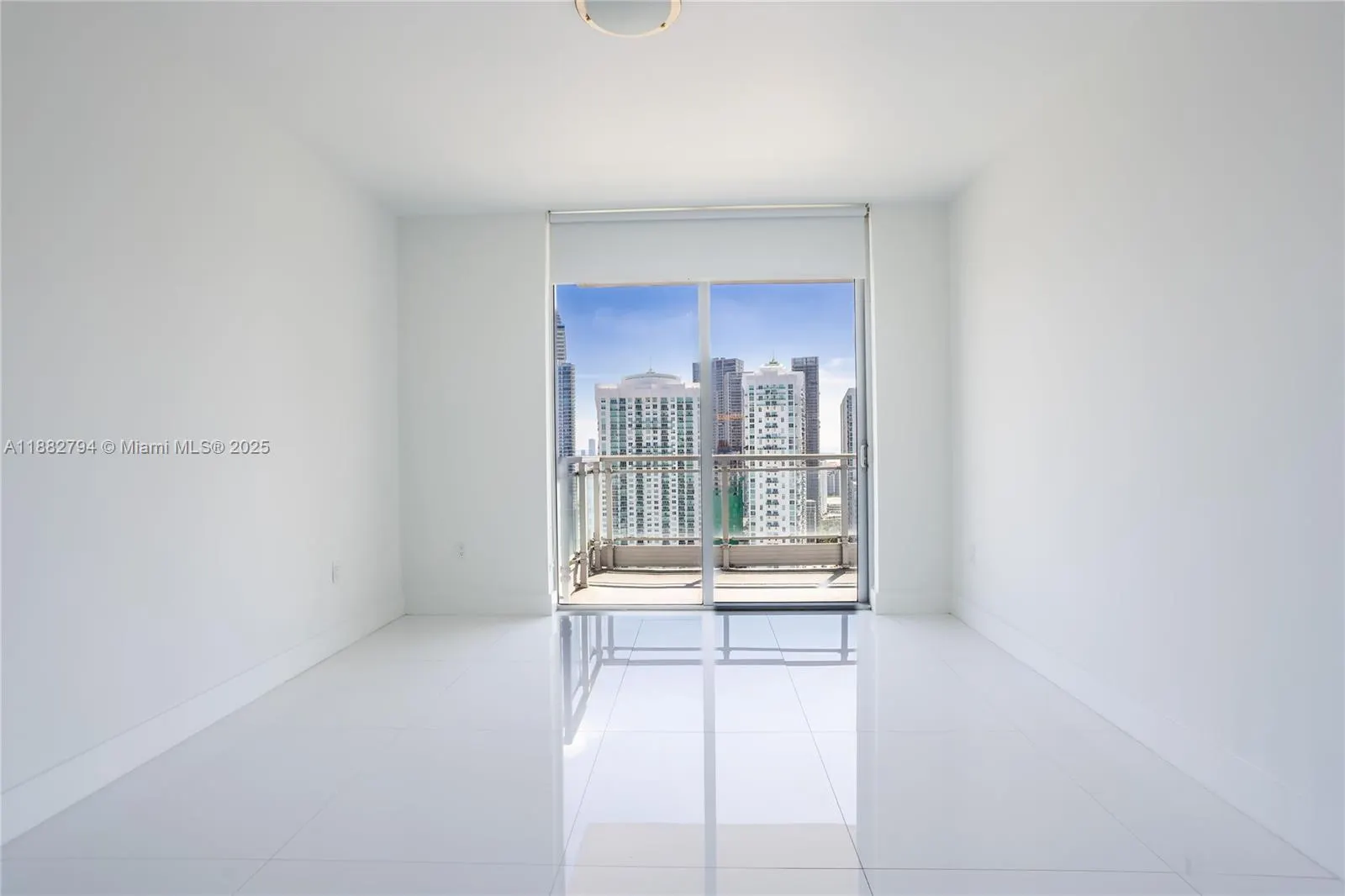 92 SW 3rd St, #3512