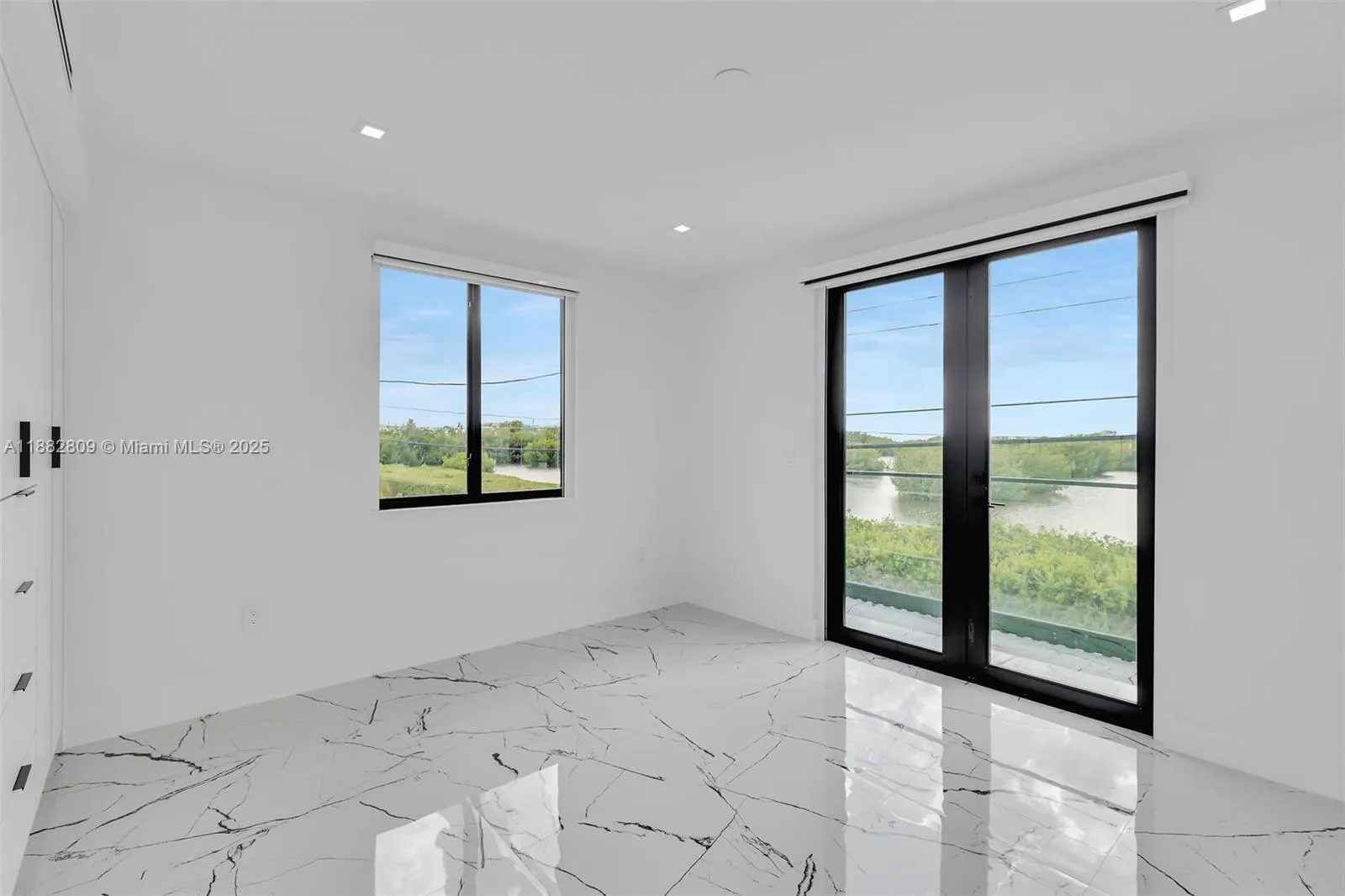 141 Grassy Rd
