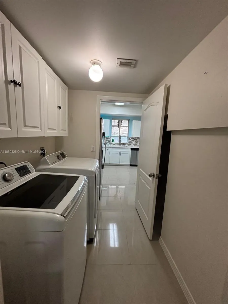 1133 SE 13th Ter