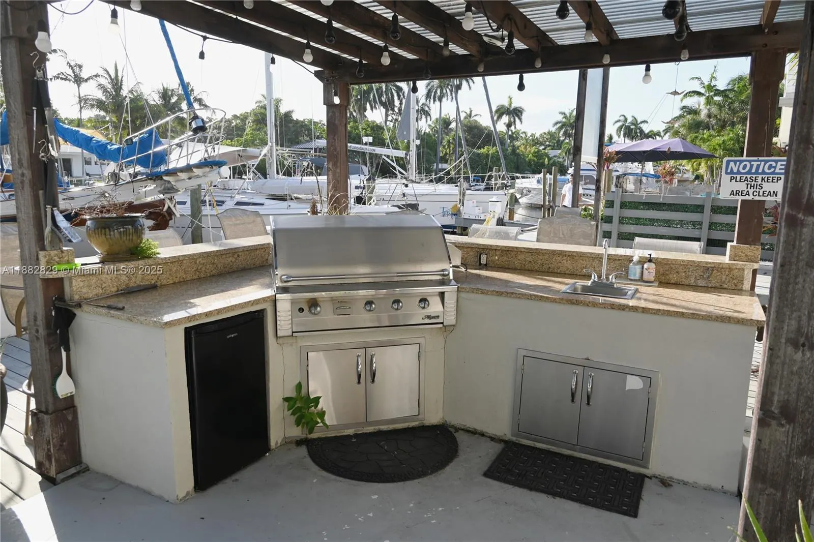 313 Hendricks Isle, #3