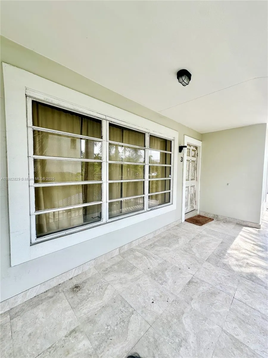 313 Hendricks Isle, #3