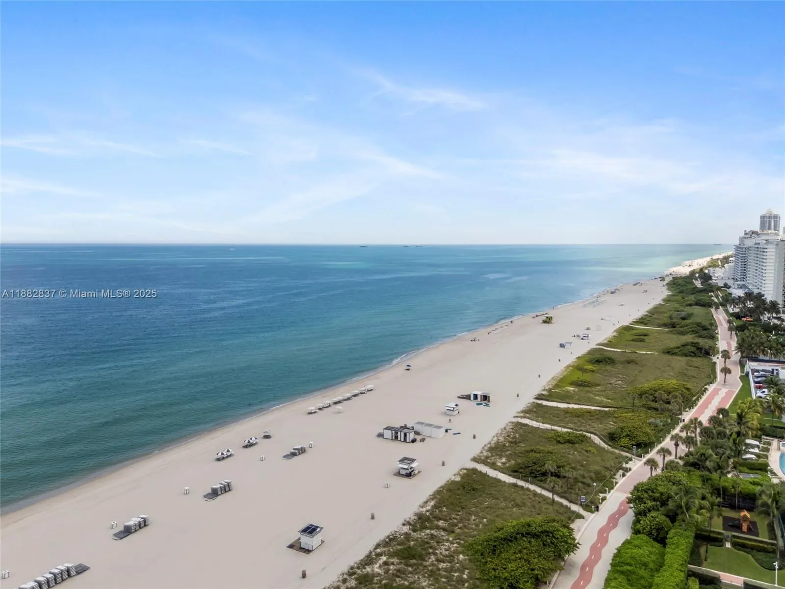 5900 Collins Ave, #604