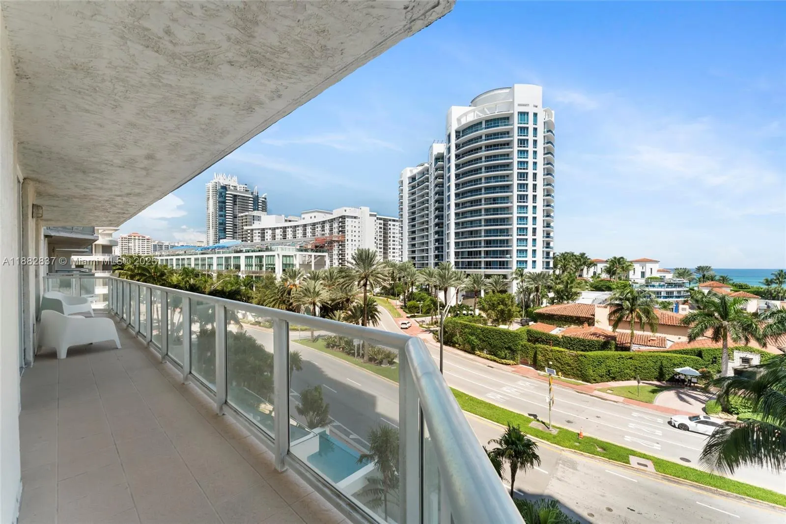 5900 Collins Ave, #604