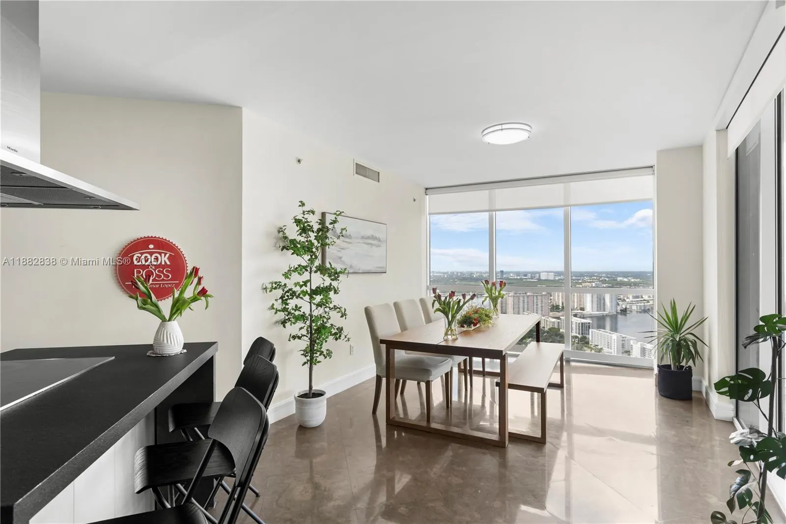 18201 Collins Ave, #5301