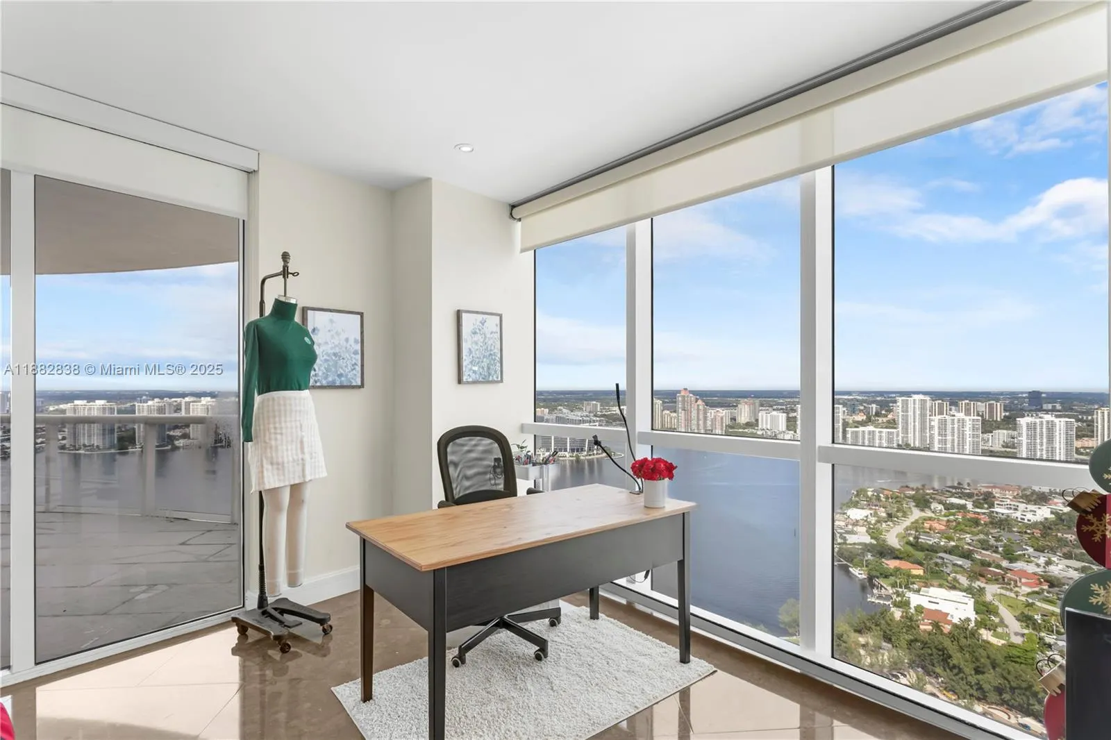 18201 Collins Ave, #5301