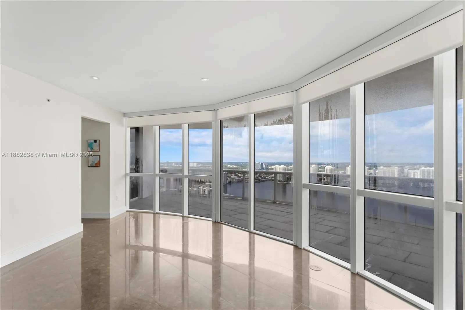 18201 Collins Ave, #5301