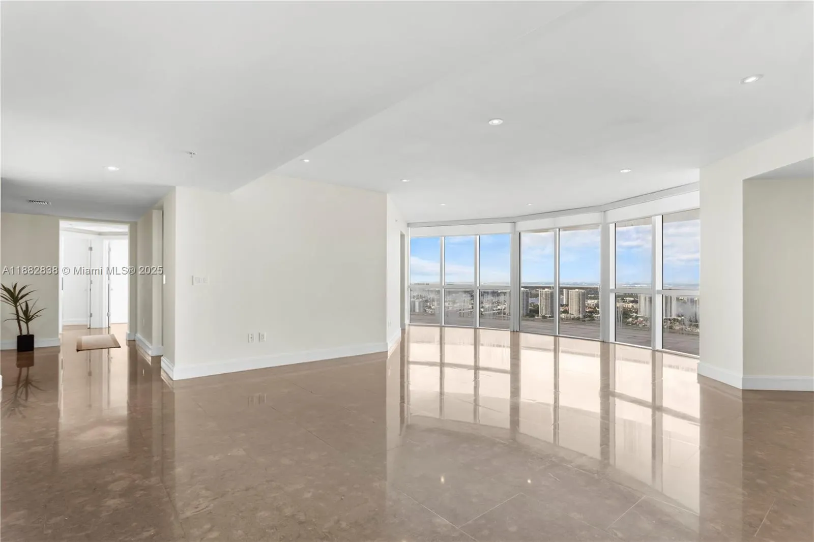 18201 Collins Ave, #5301