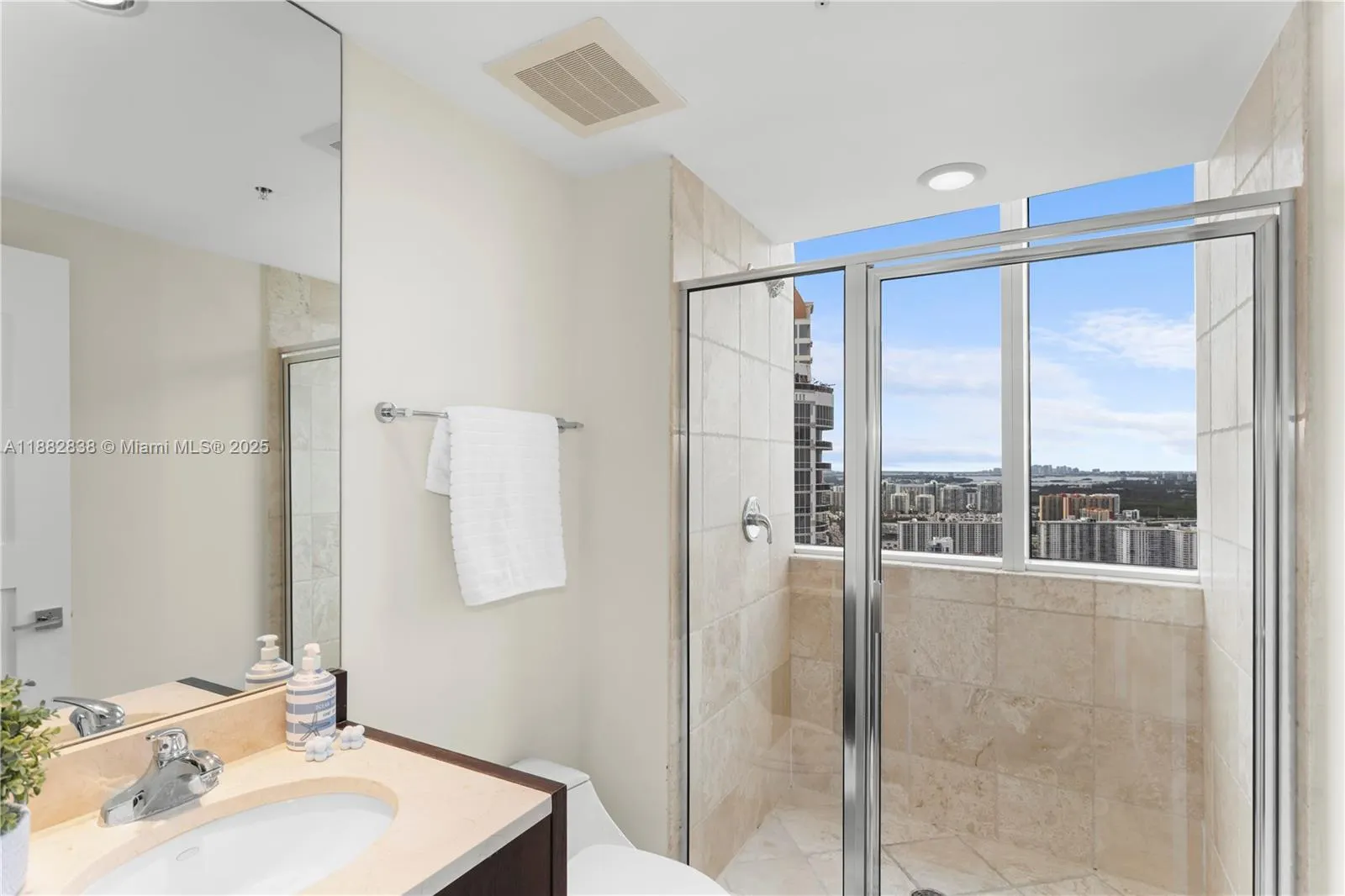 18201 Collins Ave, #5301
