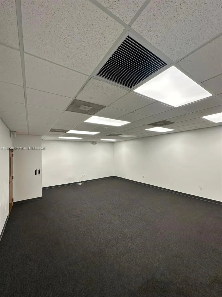 377 N Krome Ave, #108