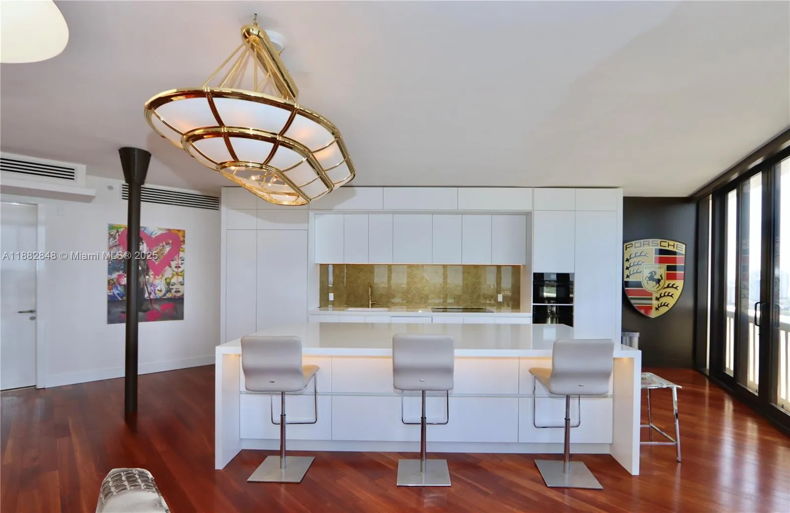 1000 Island Blvd, #PH2